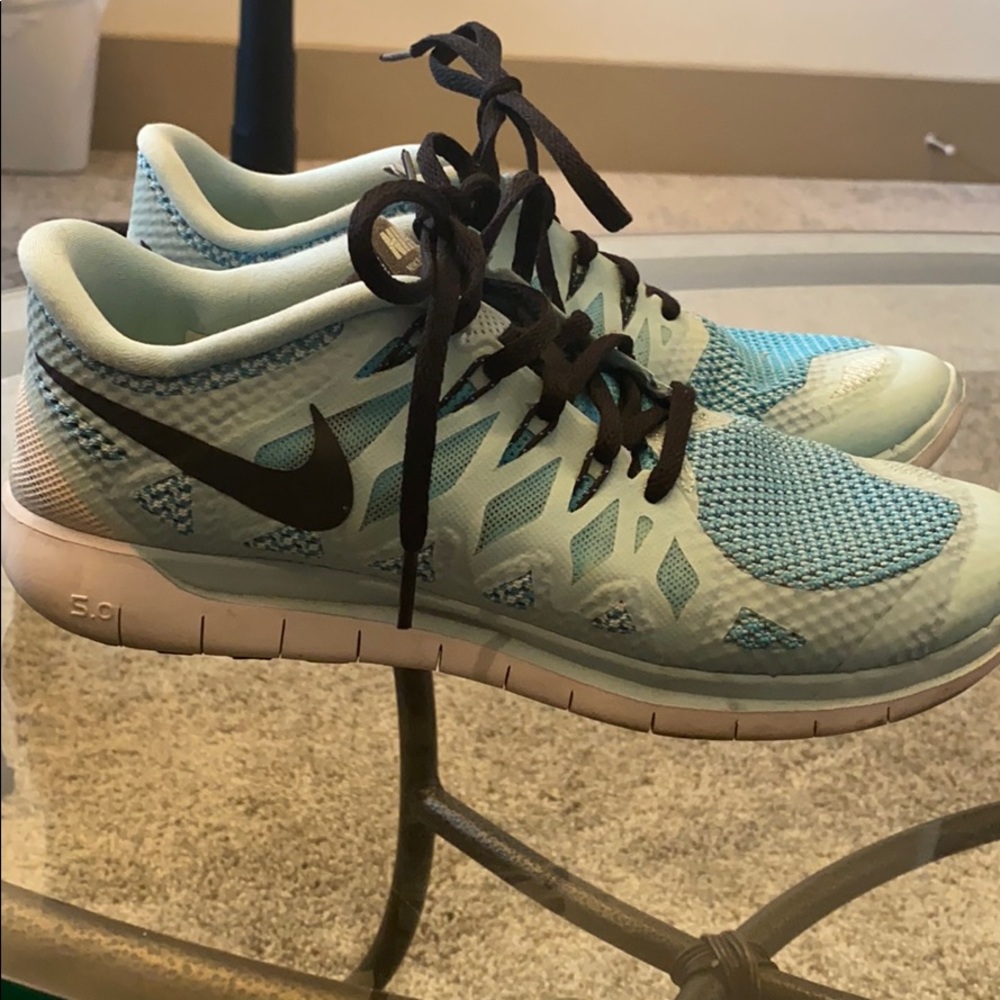 Nike Sneaker